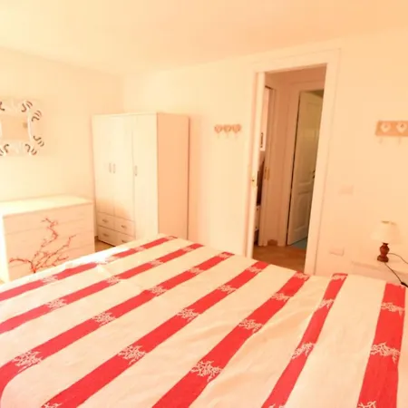 Stupenda Vista Mare Santa Teresa Gallura Localita Conca Via Ulisse 37 Villa