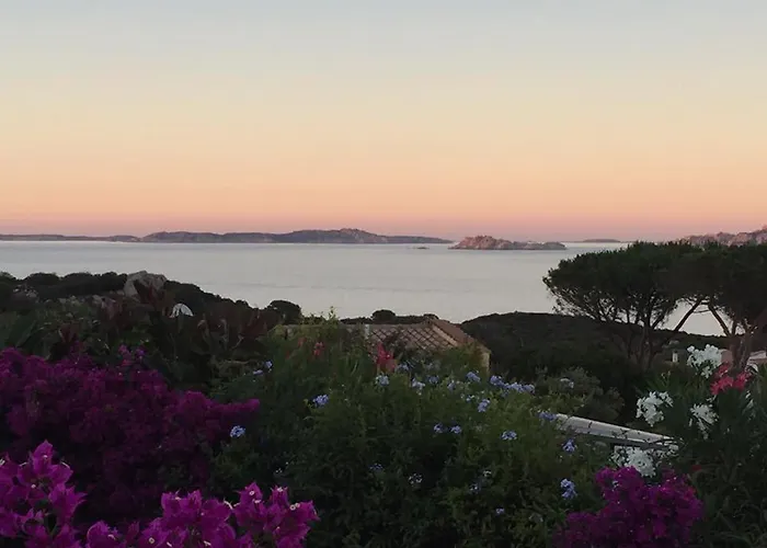 Villa Stupenda Vista Mare Santa Teresa Gallura Localita Conca Via Ulisse 37 *